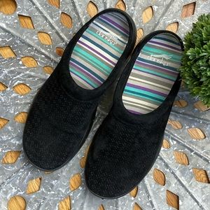 Dansko “Elon” Slip on Suede Mule Clogs